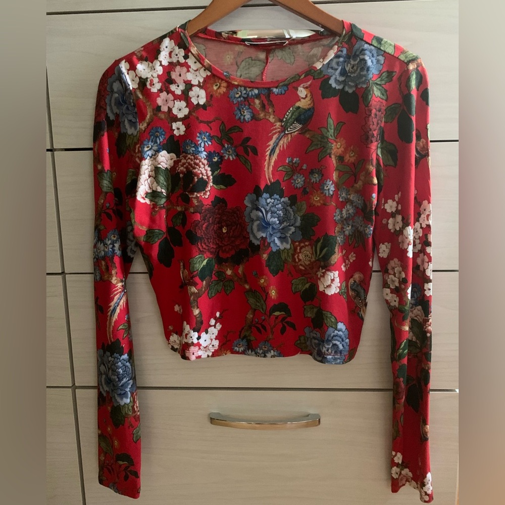 Alice + Olivia Red Floral Crop Top